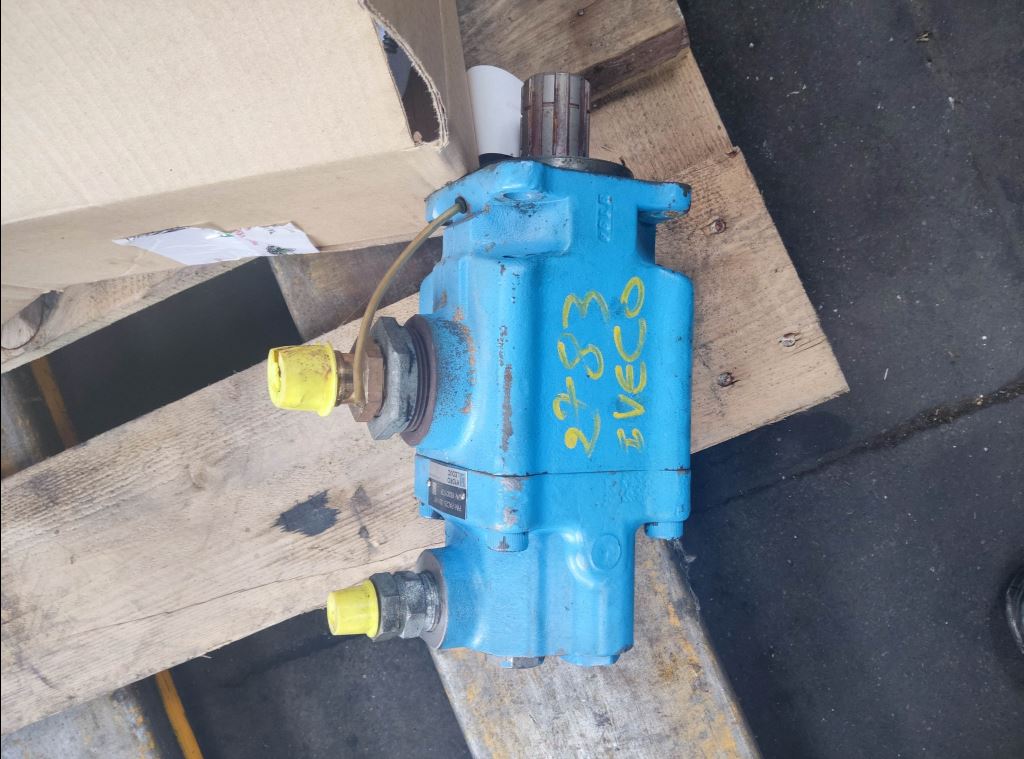 piece_IVECO 100E18  POMPE HYDRAULIQUE 0511470
