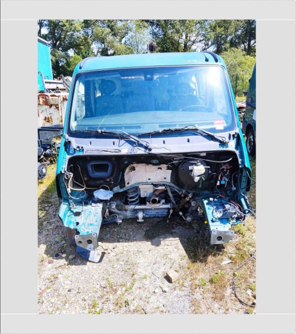 piece_RENAULT MASTER COMMODO ESSUIE GLACE 7701065910