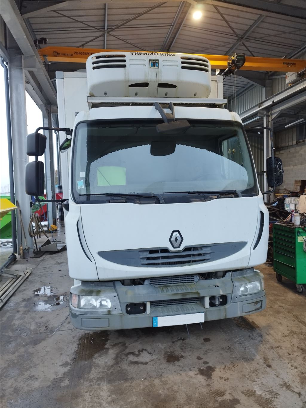 piece_RENAULT MIDLUM  CORPS DE PONT ARRIERE 7420811993
