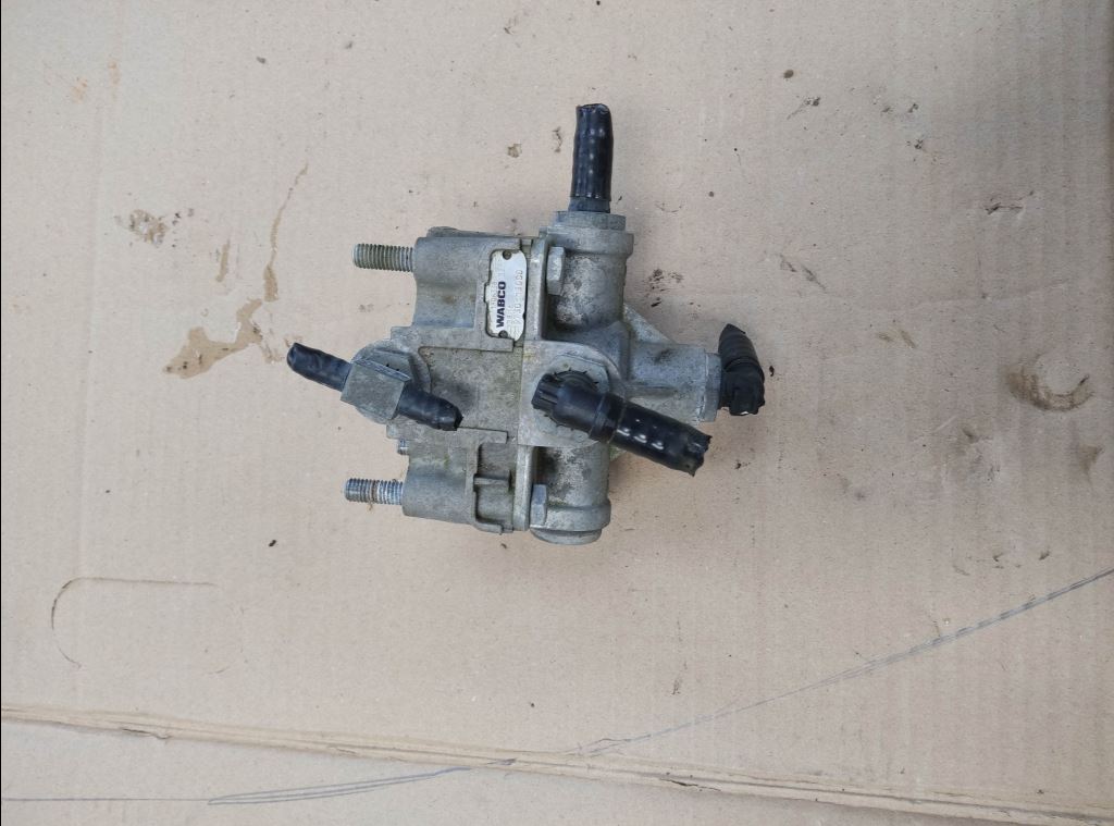piece_DAF XF480  VALVE RELAIS 9730113000