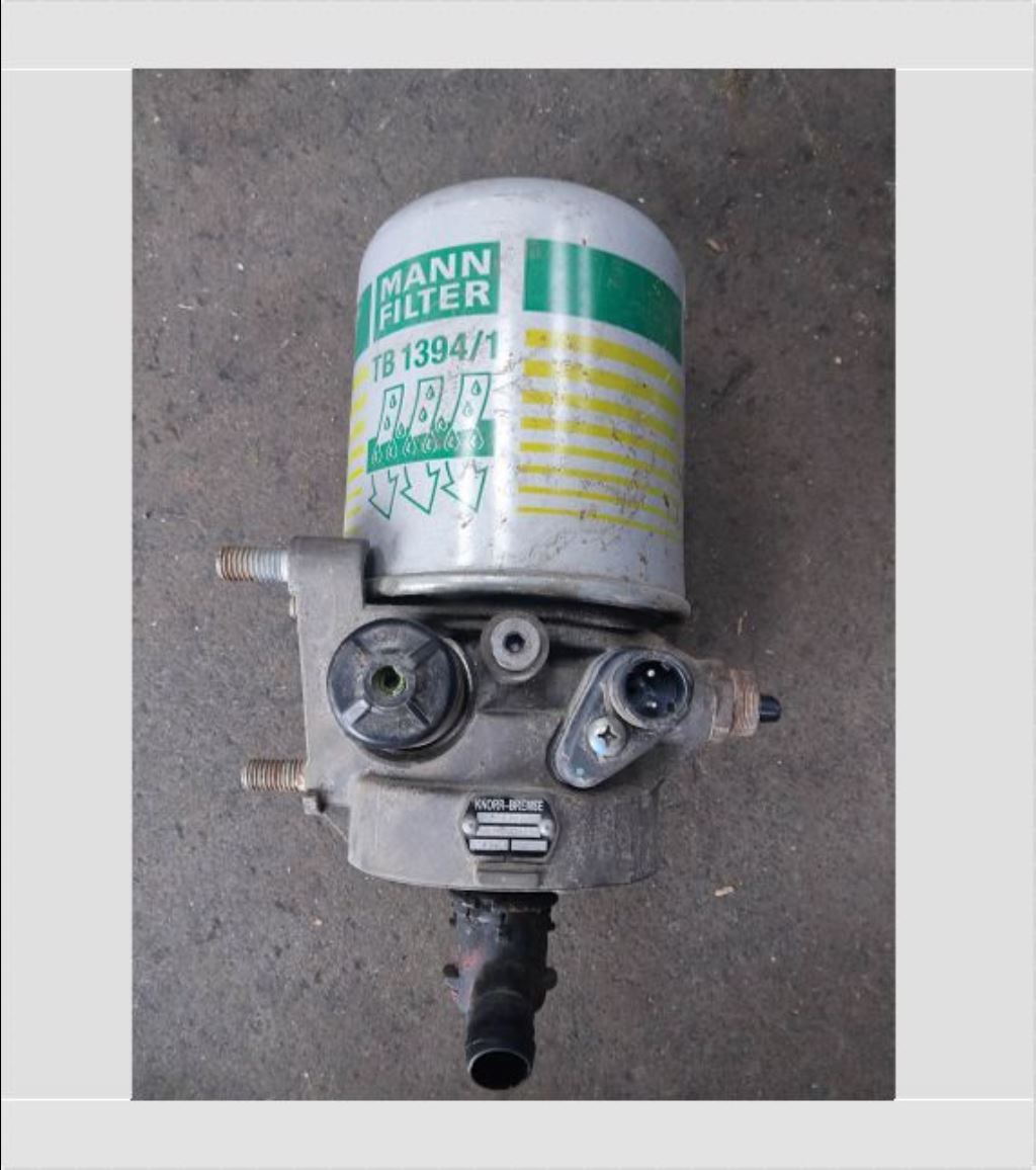 piece_RENAULT 385.19  DESSICATEUR / APM 5001867895