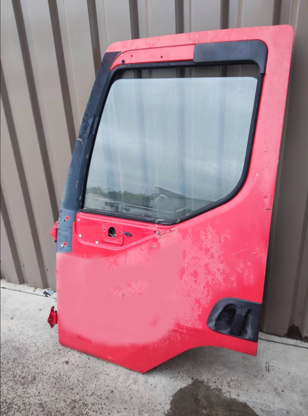 piece_RENAULT RENAULT PORTE AVANT GAUCHE 5600464826