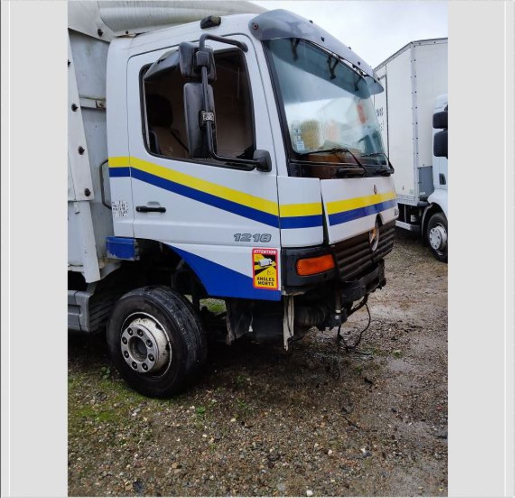 piece_MERCEDES ATEGO VOLANT DE DIRECTION A9434640101