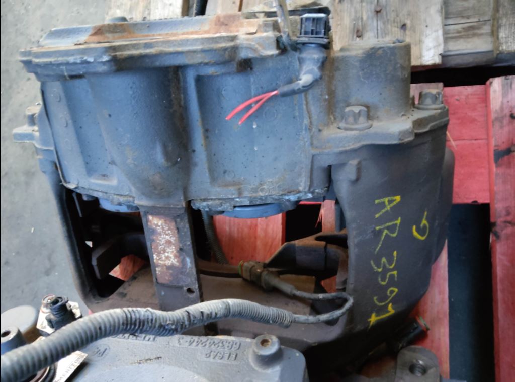 piece_RENAULT PREMIUM  ETRIER DE FREIN ARRIERE GAUCHE 5001866508