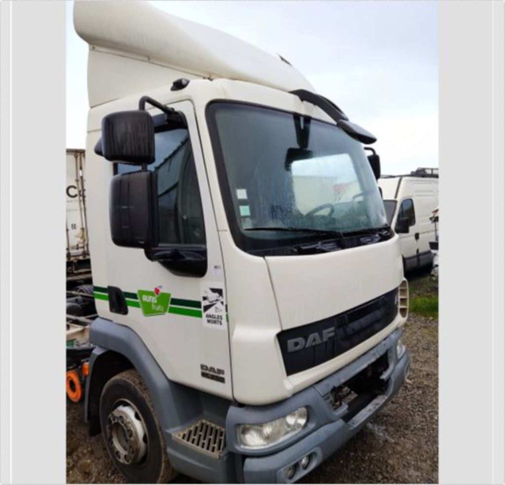 piece_DAF LF 45 ARBRE DE ROUE ARRIERE DROIT