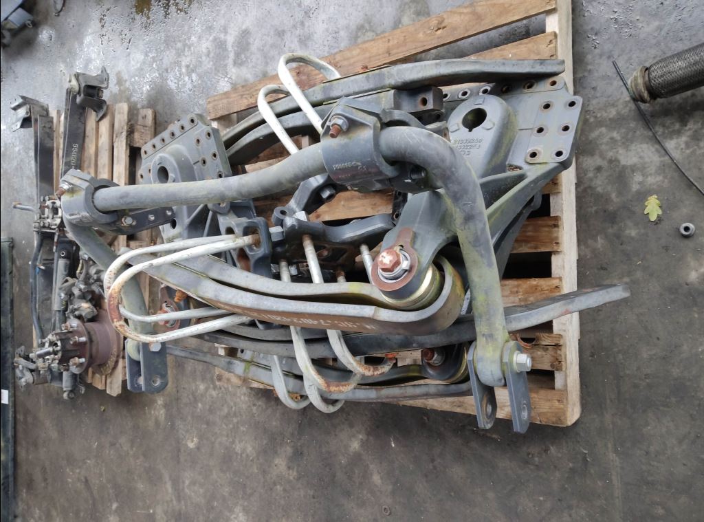 piece_RENAULT PREMIUM  LAMES DE SUSPENSION 1ER PONT D