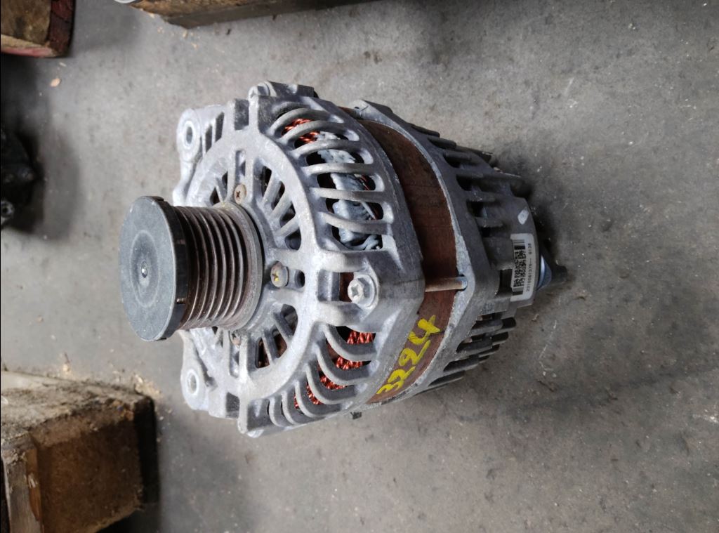 piece_RENAULT MASTER  ALTERNATEUR 231008137R