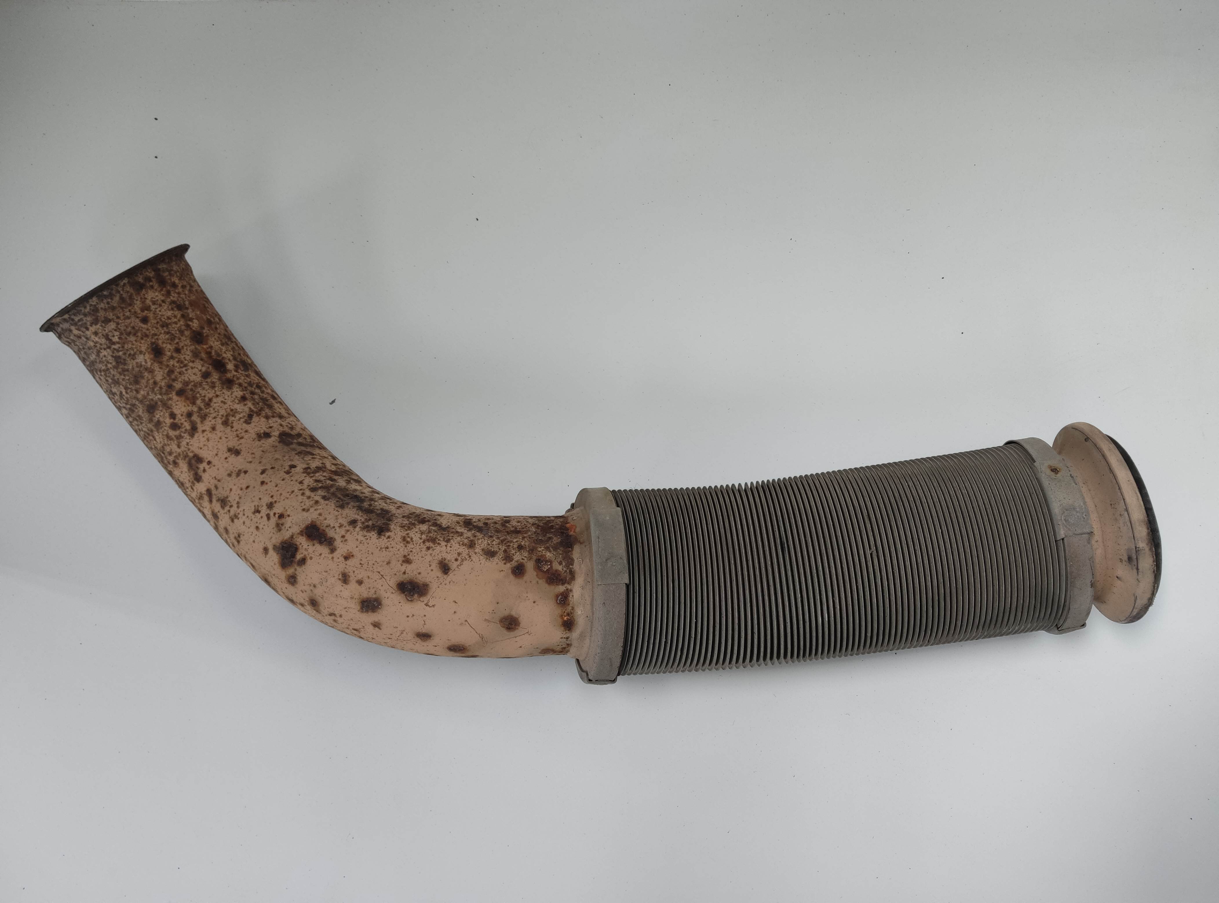 piece_TUBE ECHAPPEMENT RENAULT