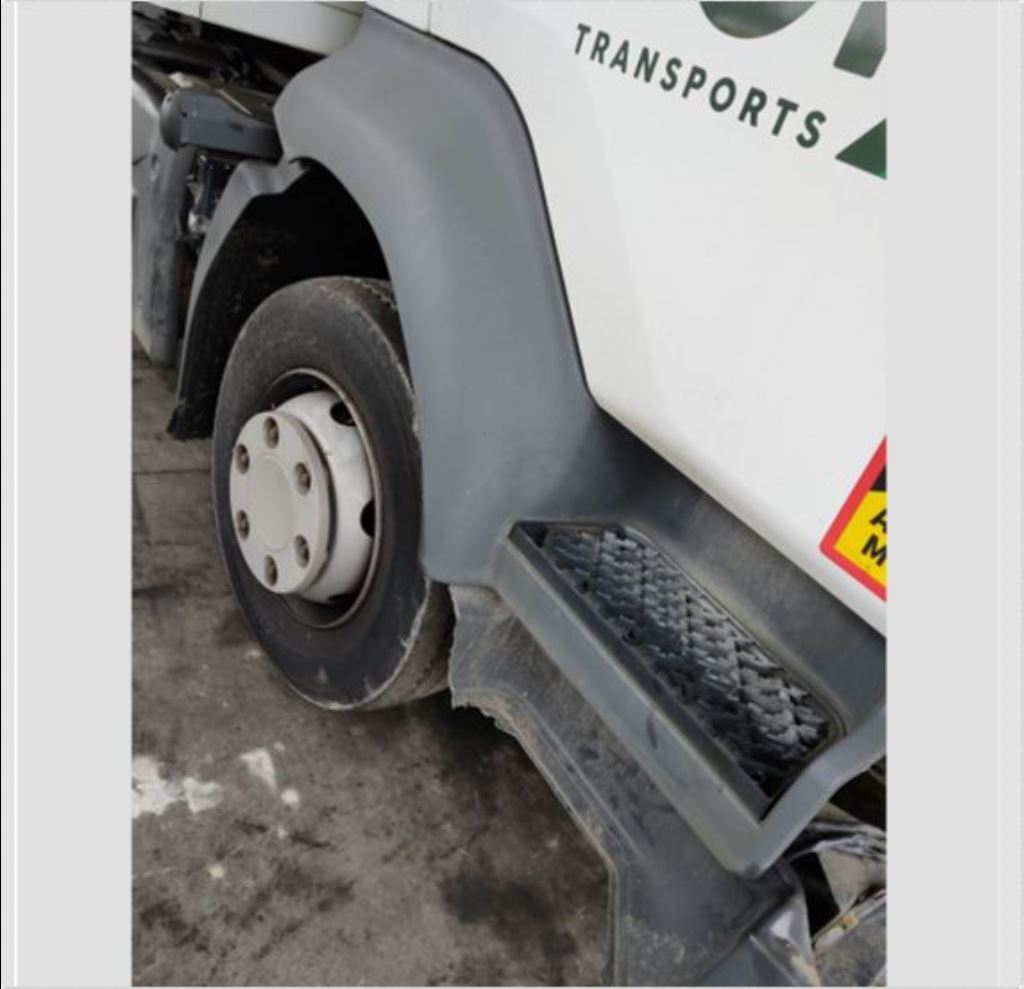 piece_RENAULT D NARROW AILE AVANT DROITE