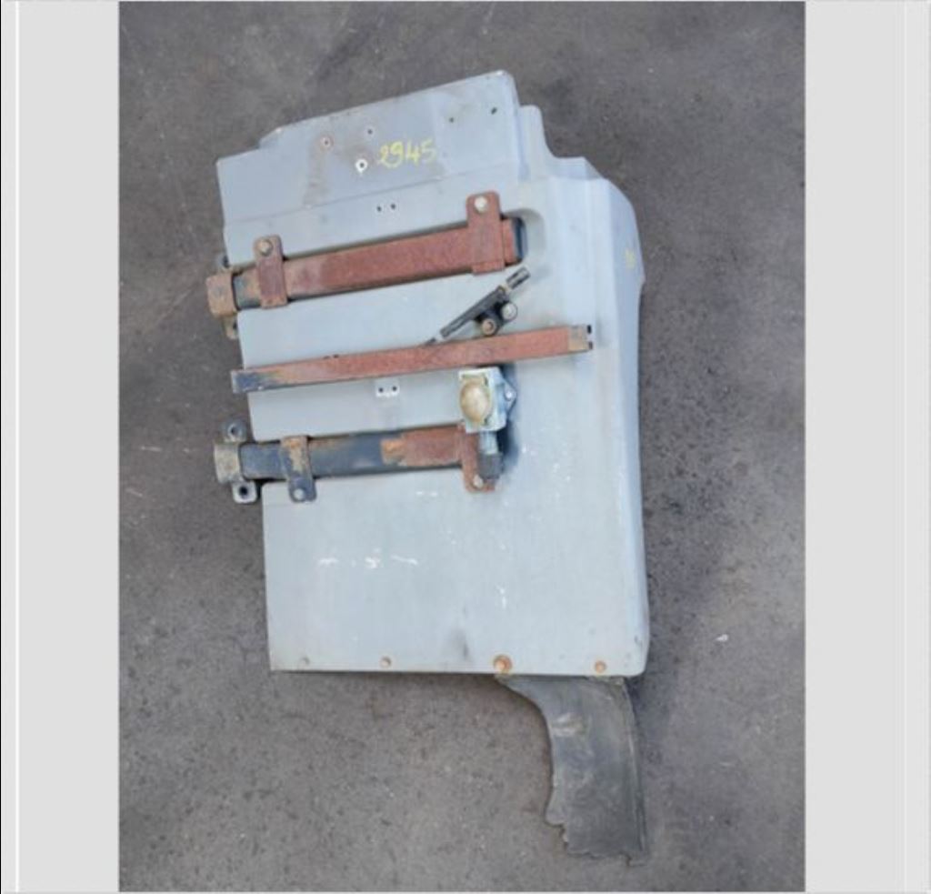 piece_NISSAN ATLEON  AILE AVANT DROITE 63114-9X402