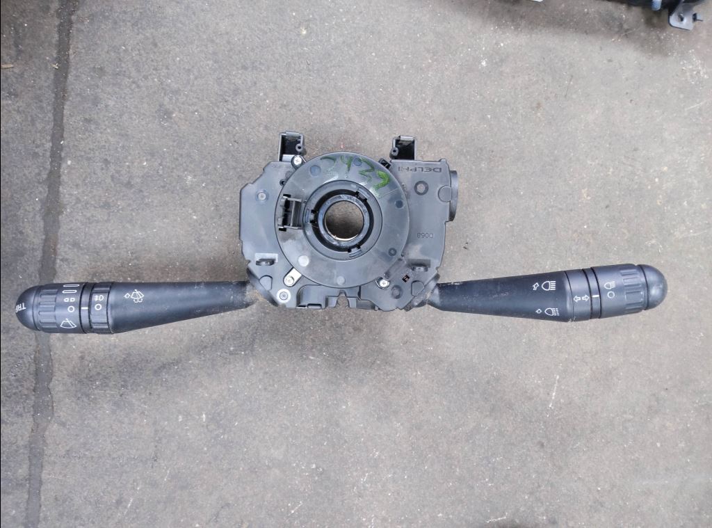 piece_IVECO DAILY FOURGON 2012 3 CONTACTEUR TOURNANT 5801320124