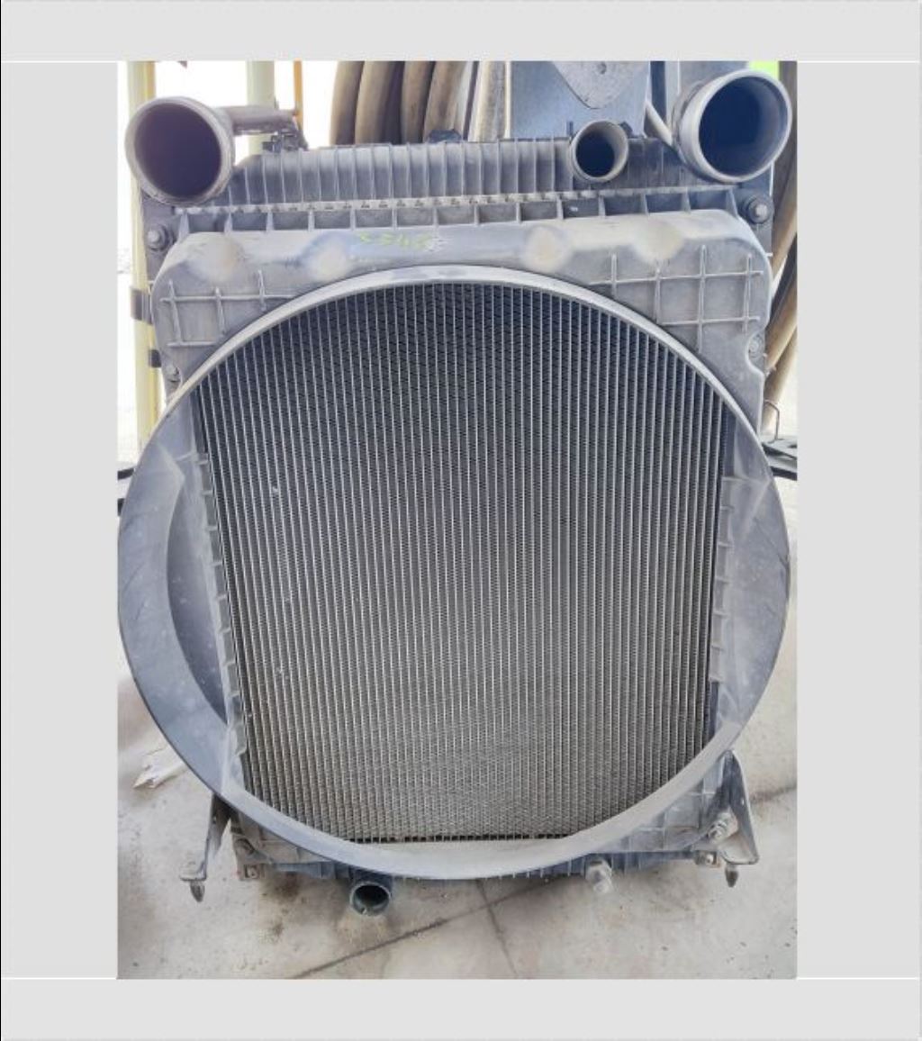 piece_RENAULT D  RADIATEUR EAU 7421675258