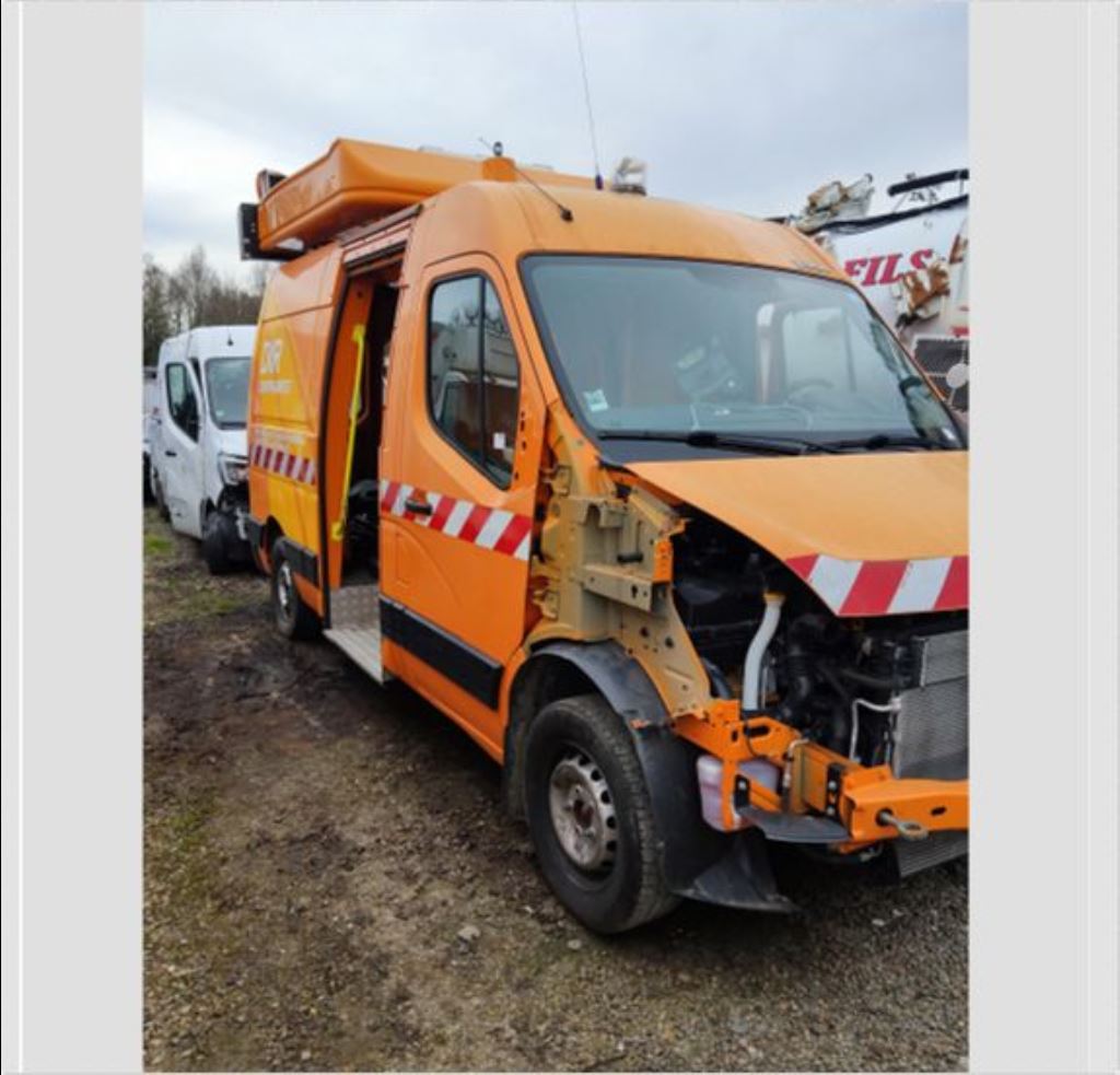piece_RENAULT MASTER RT  VASE D'EXPENSION 217100015R