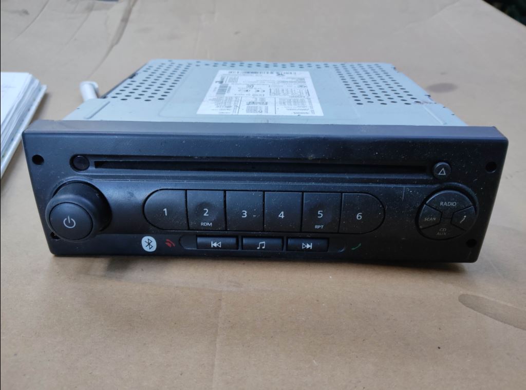 piece_RENAULT T440 AUTORADIO 7422587278