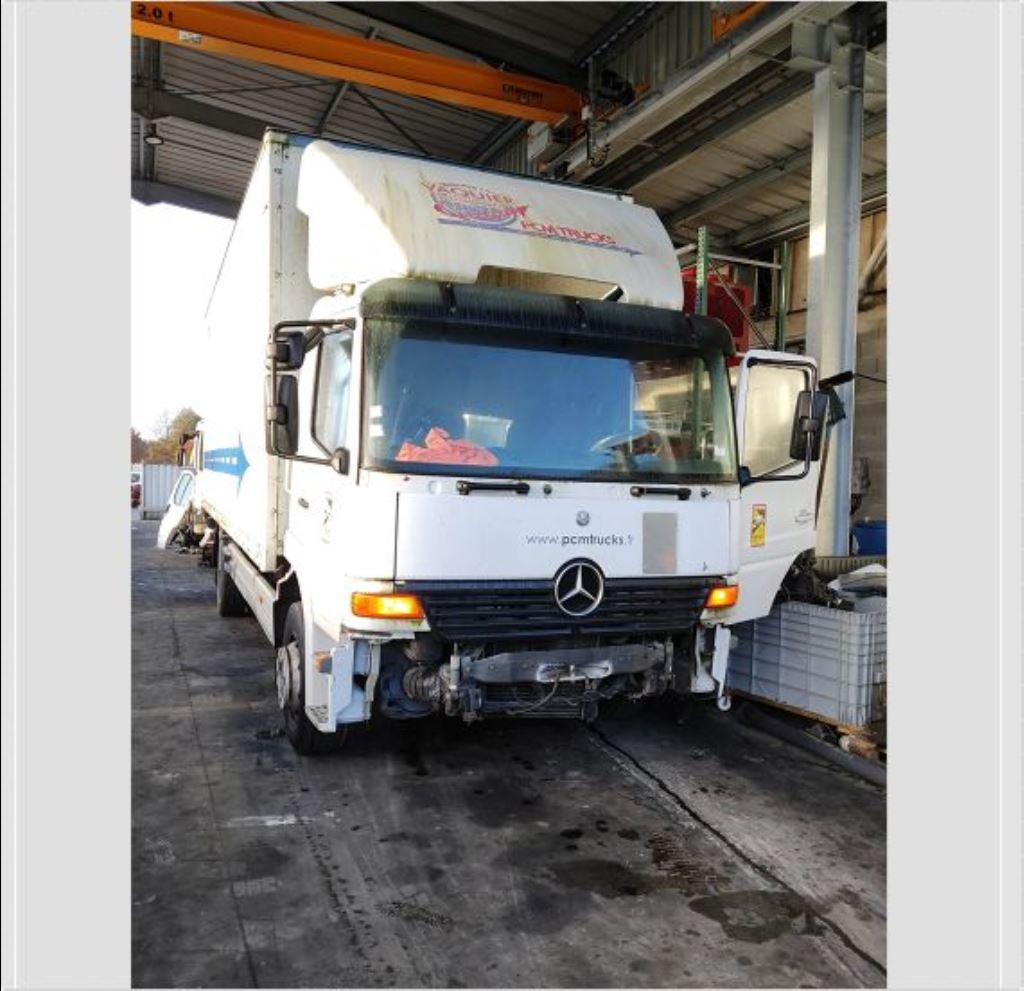 piece_MERCEDES 1323  POUTRE ESSIEU AVANT VL 3/23 DC-5.37 730026