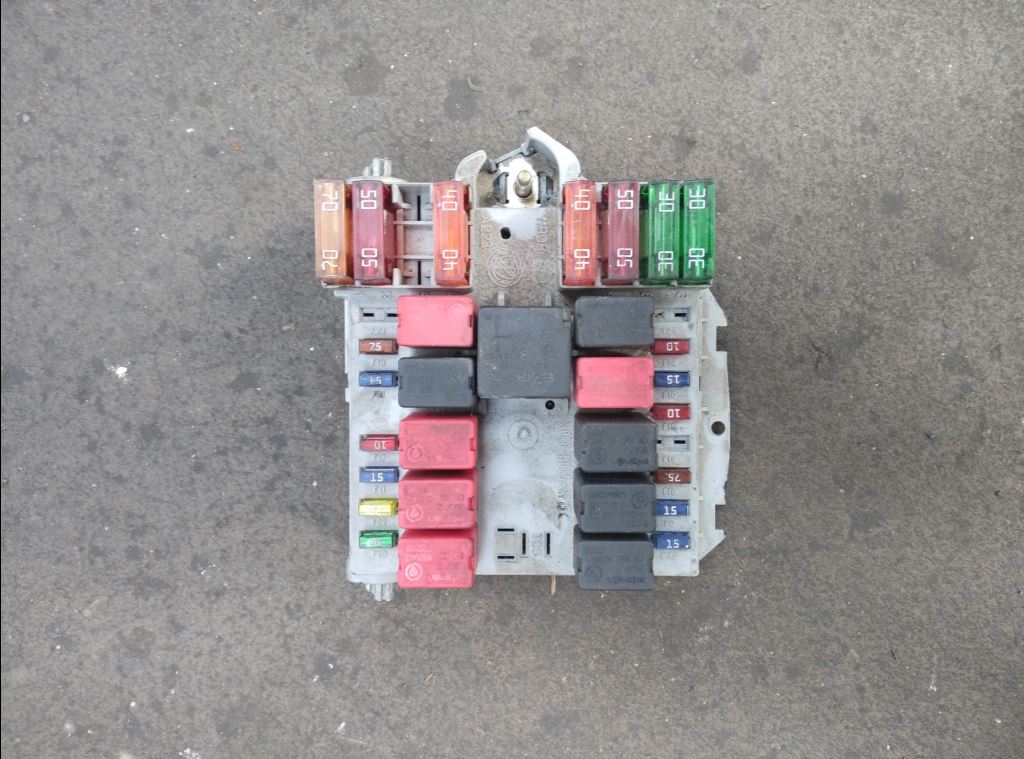 piece_CITROEN JUMPER  BOITIER BBM 1332043080