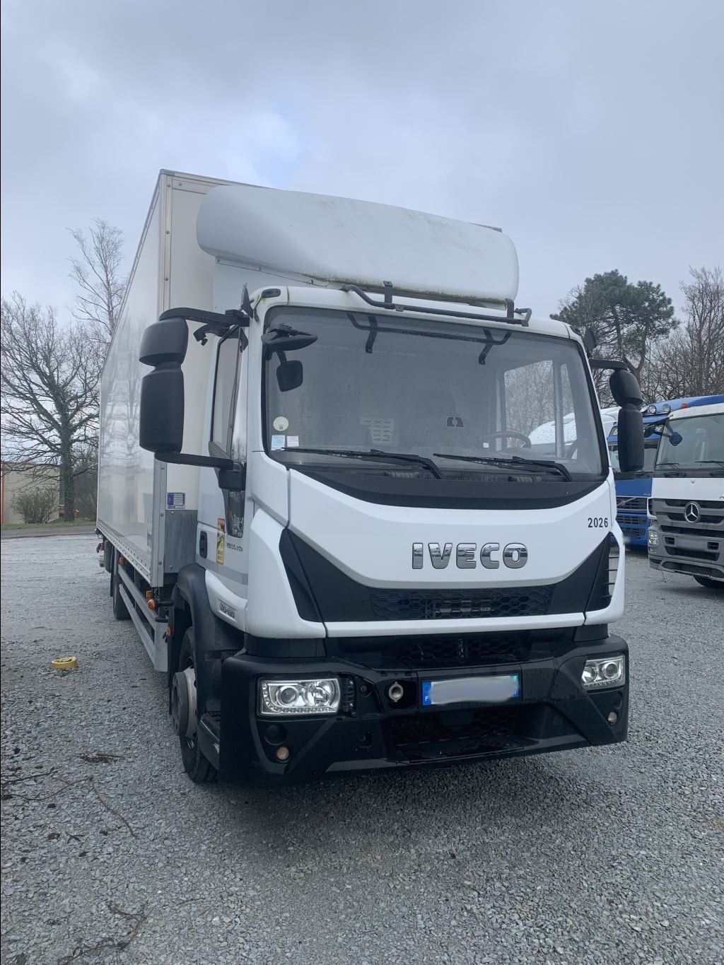 piece_IVECO 140E19  BOITIER DE DIRECTION 5801885079