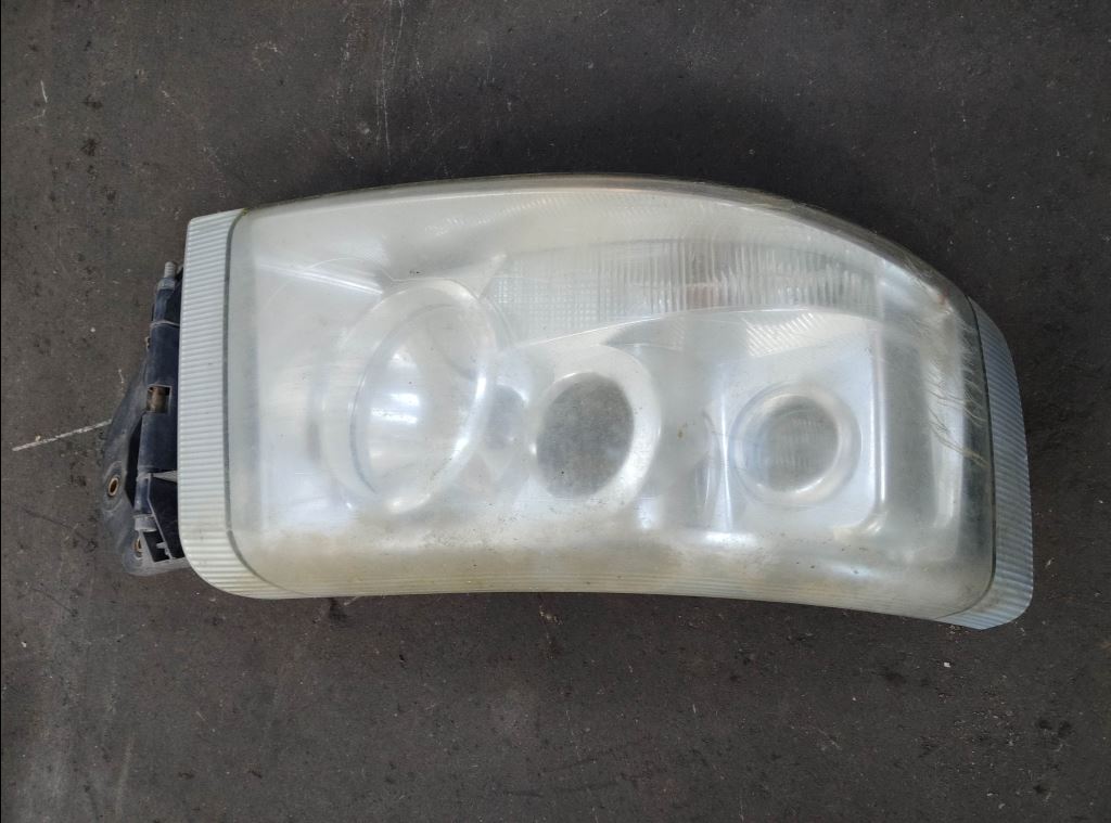 piece_RENAULT PREMIUM  PHARE DROIT 7482588693
