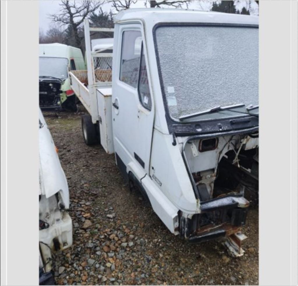 piece_RENAULT B80 110 PARE CHOC AVANT