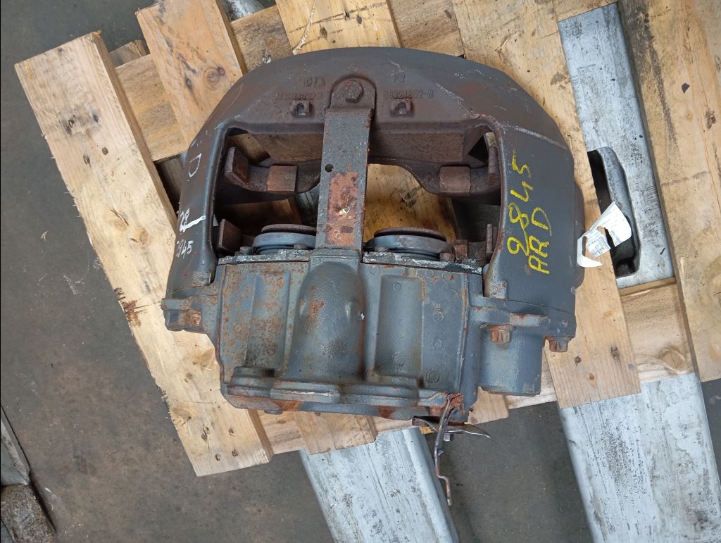 piece_RENAULT PREMIUM  280.19 ETRIER DE FREIN ARRIERE DROIT 5001866509