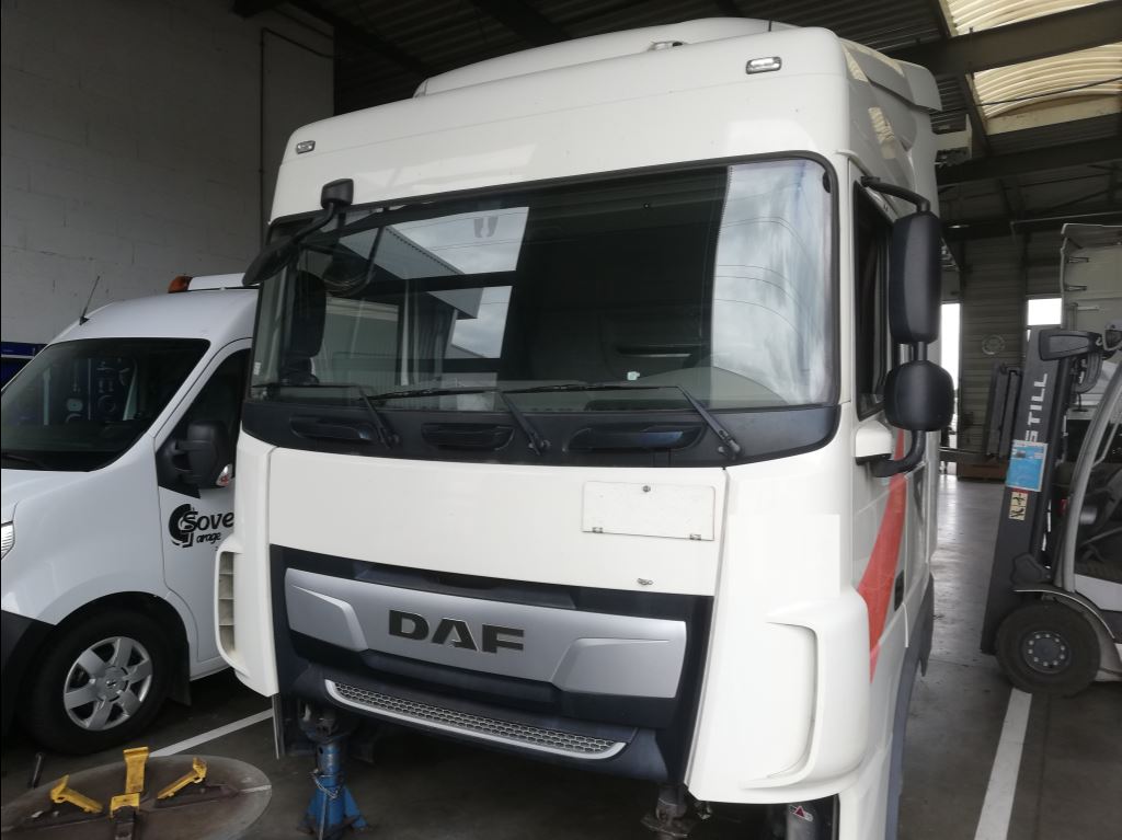 piece_DAF XF480 UNITE DE CONTROLE CHASSIS 2148048