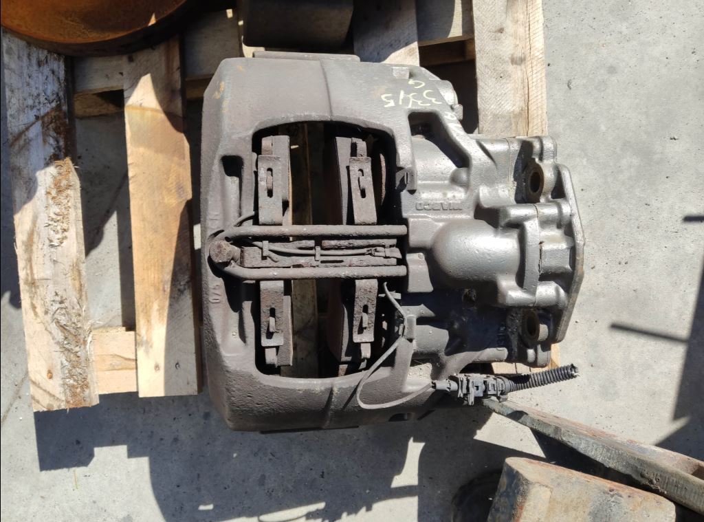 piece_RENAULT MIDLUM 7421454869 ETRIER DE FREIN AVANT GAUCHE 7421454869