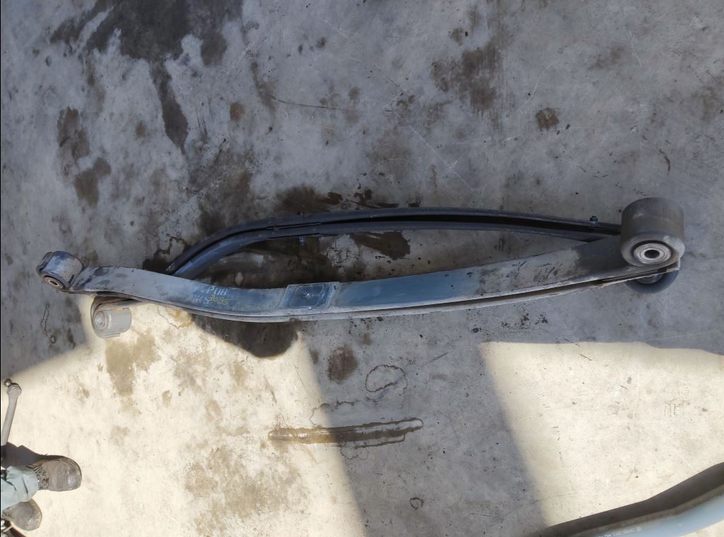 piece_RENAULT T 460  LAMES DE SUSPENSION 7421319747