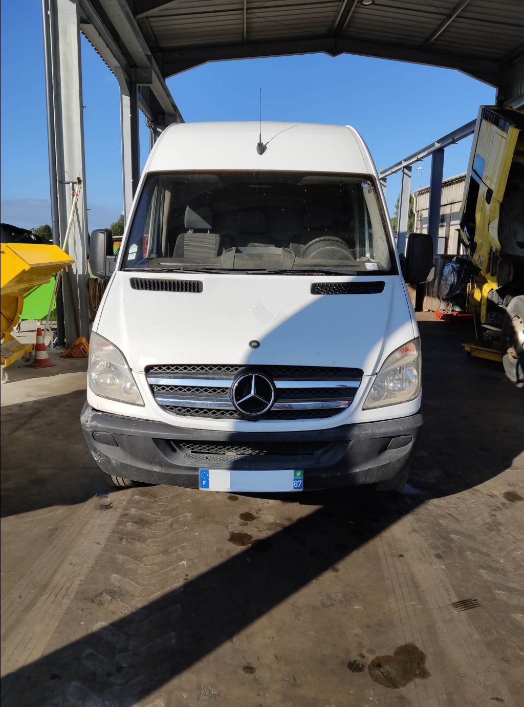 piece_MERCSPRINTER 211 2.2 CDI - 16V TUR MOTEUR 646985 OM646 DE LA