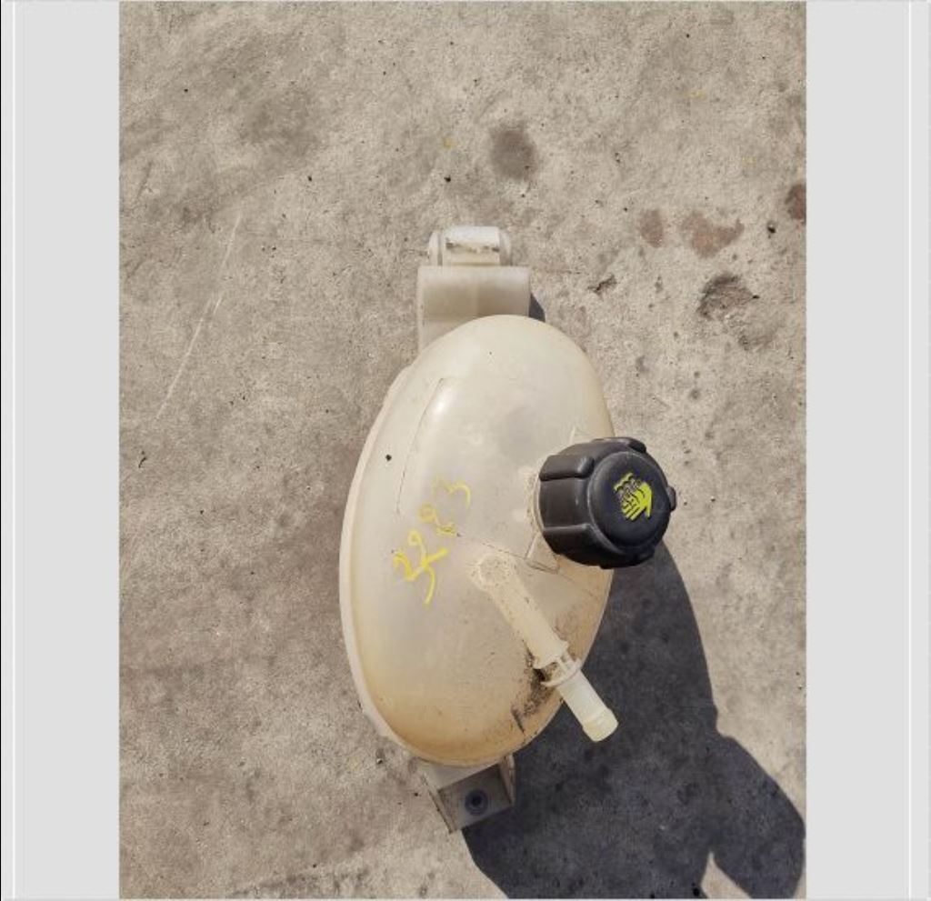 piece_RENAULT MASTER  VASE D'EXPENSION 217100015R