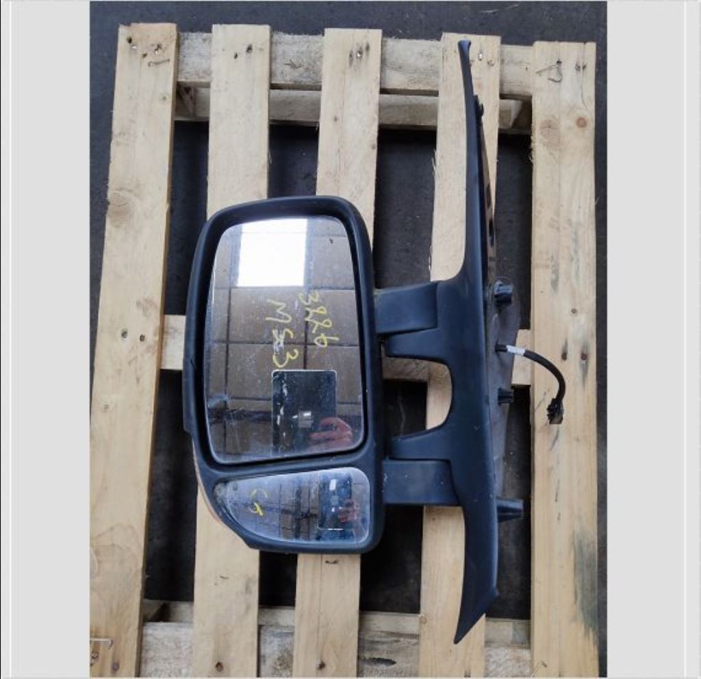 piece_RENAULT MASTER RETROVISEUR ELECTRIQUE GAUCHE 963021976R