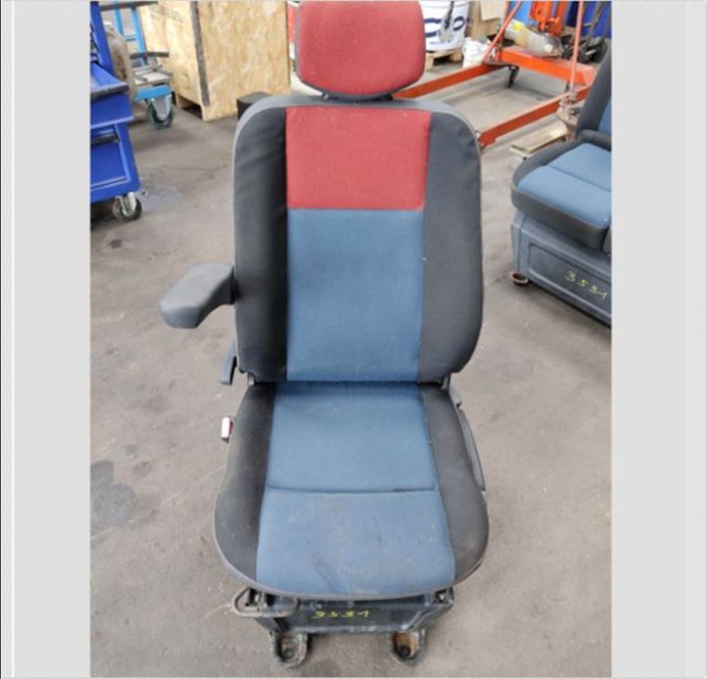 piece_RENAULT MASTER  SIEGE AVANT GAUCHE 873518763R