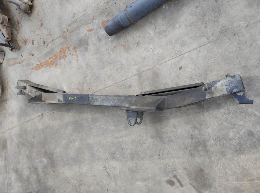 piece_RENAULT MIDLUM  BARRE ANTI ENCASTREMENT AVANT 5010532651