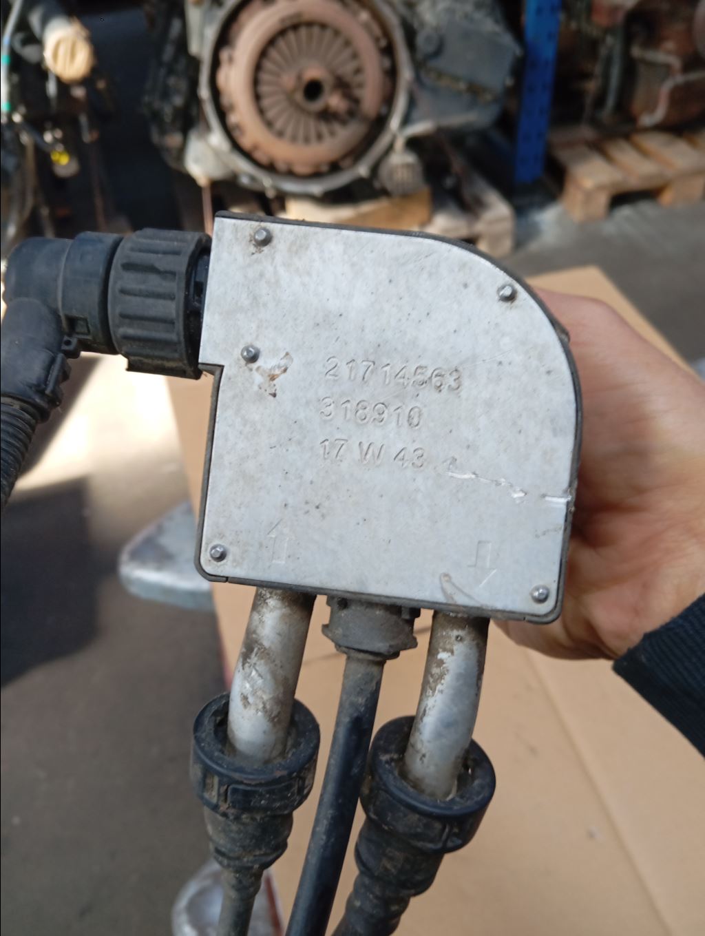 piece_VOLVO FH JAUGE CARBURANT