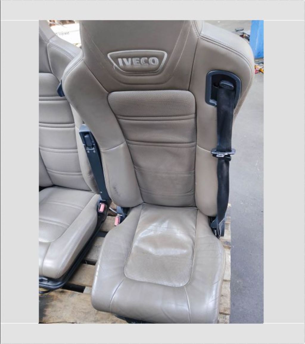 piece_IVECO AS440T SIEGE AVANT GAUCHE 5801397011