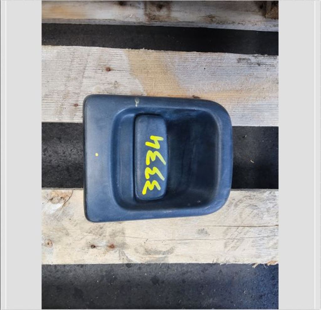 piece_RENAULT MASTER POIGNEE EXTERRIEUR AVD 7700352489