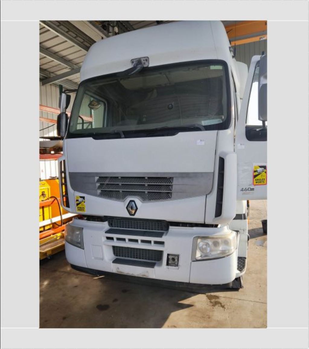 piece_RENAULT PREMIUM  POUTRE ESSIEU AVANT 7421388075
