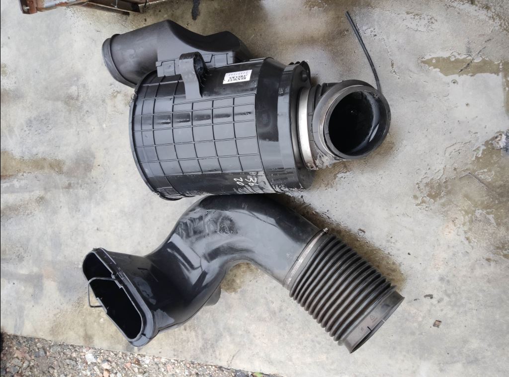 piece_RENAULT T  BOITIER FILTRE A  AIR 7422337562