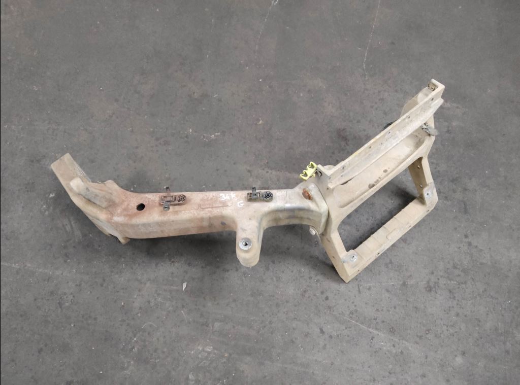 piece_RENAULT 385.19T  SUPPORT PARE CHOC GAUCHE 7482317468