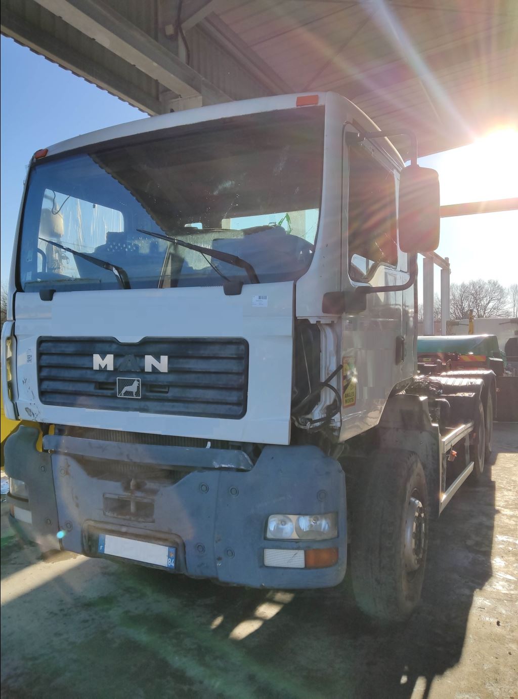 piece_MAN 26.363  FEU ARRIERE DROIT 81.25225-6524