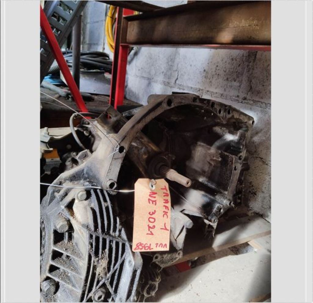 piece_RENAULT TRAFIC 1  BOITE DE VITESSE MANUELLE NE3021