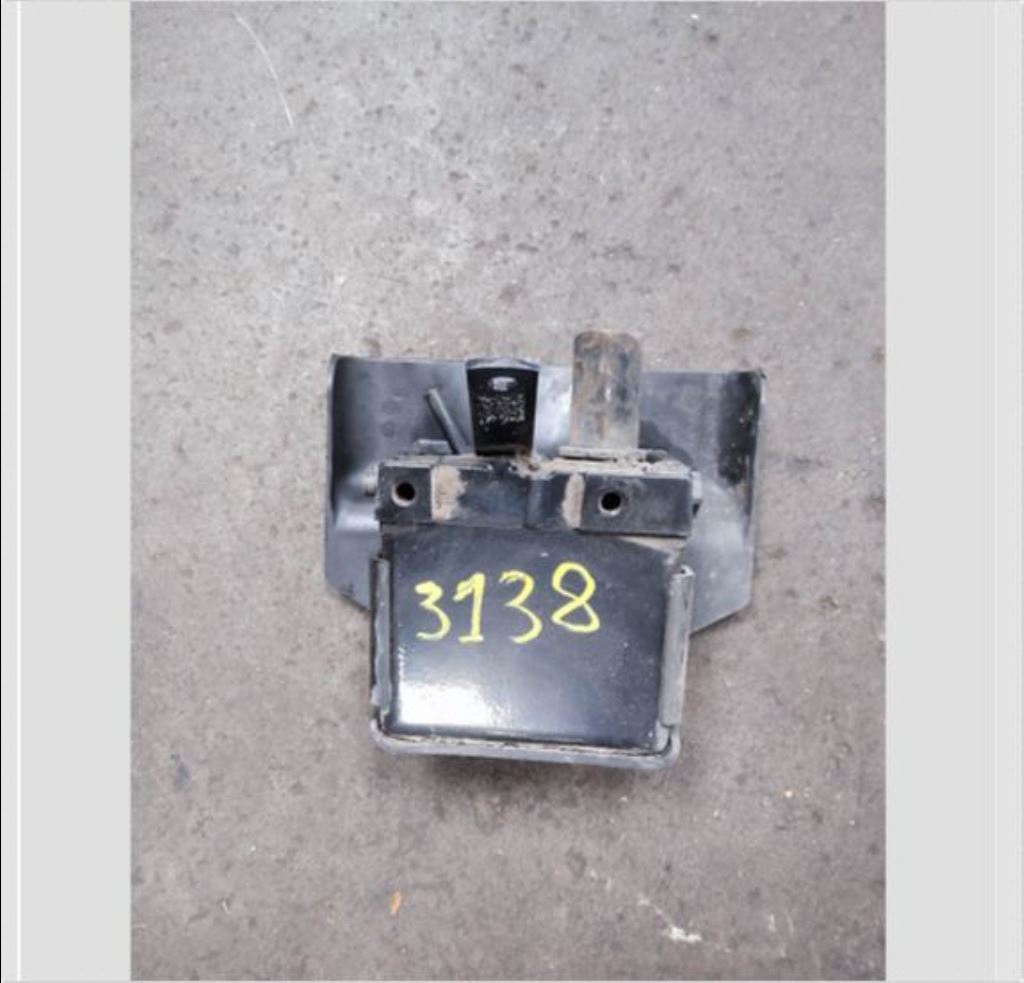 piece_MAN TGX 18570 POMPE DE CABINE 81417236130