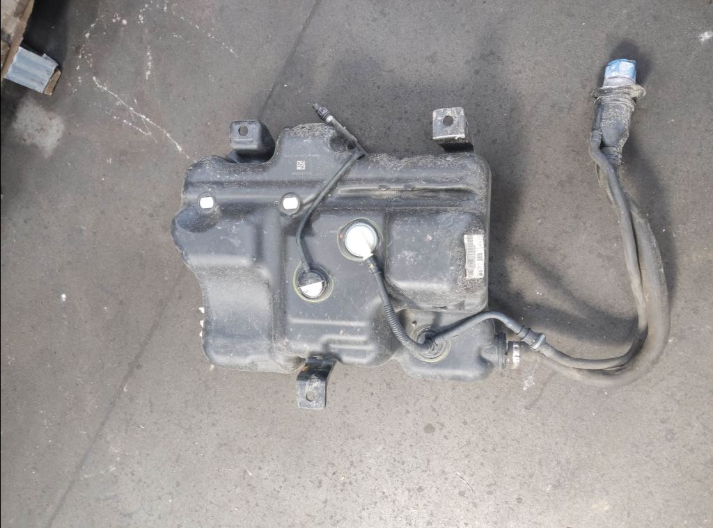 piece_RENAULT TRAFIC  RESERVOIR AD BLUE 172A21178R