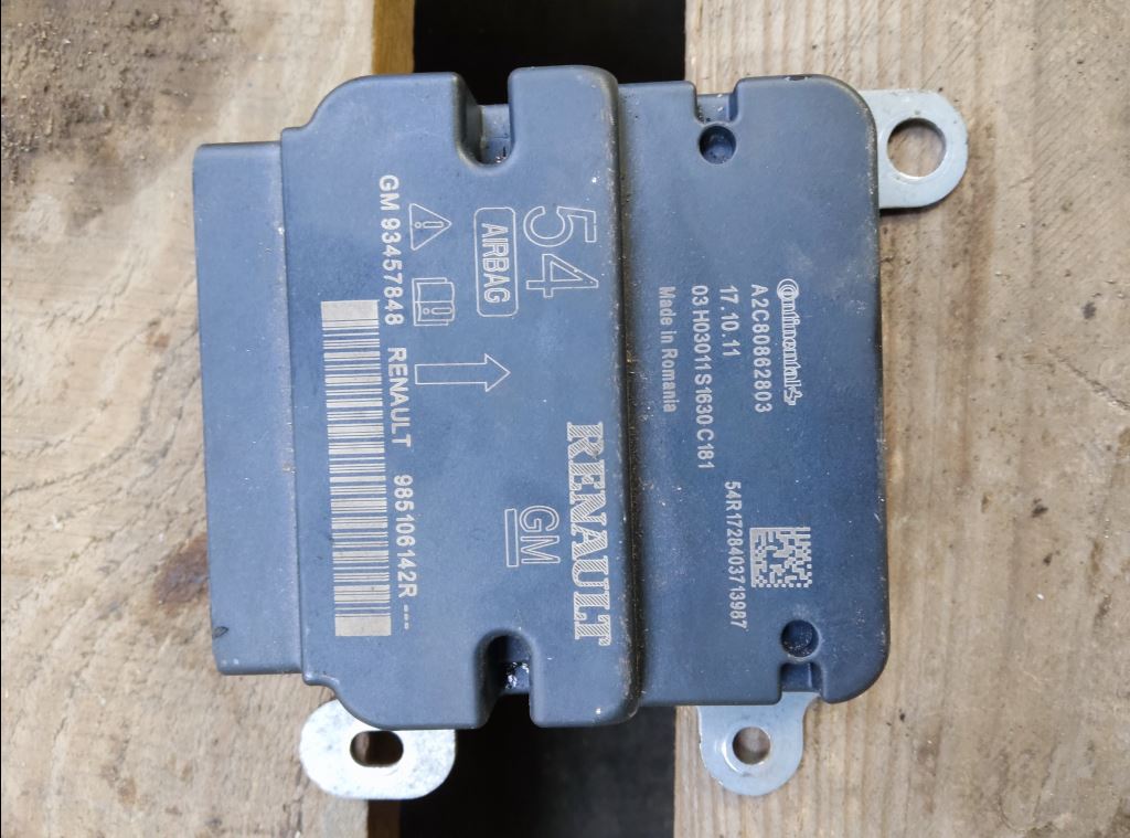 piece_RENAULT TRAFIC BOITIER AIRBAGS 985104126R