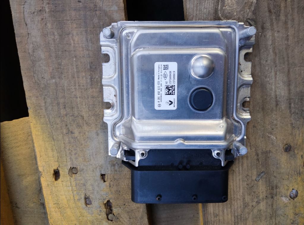 piece_RENAULT TRAFIC CALCULATEUR ADBLUE 0281032615