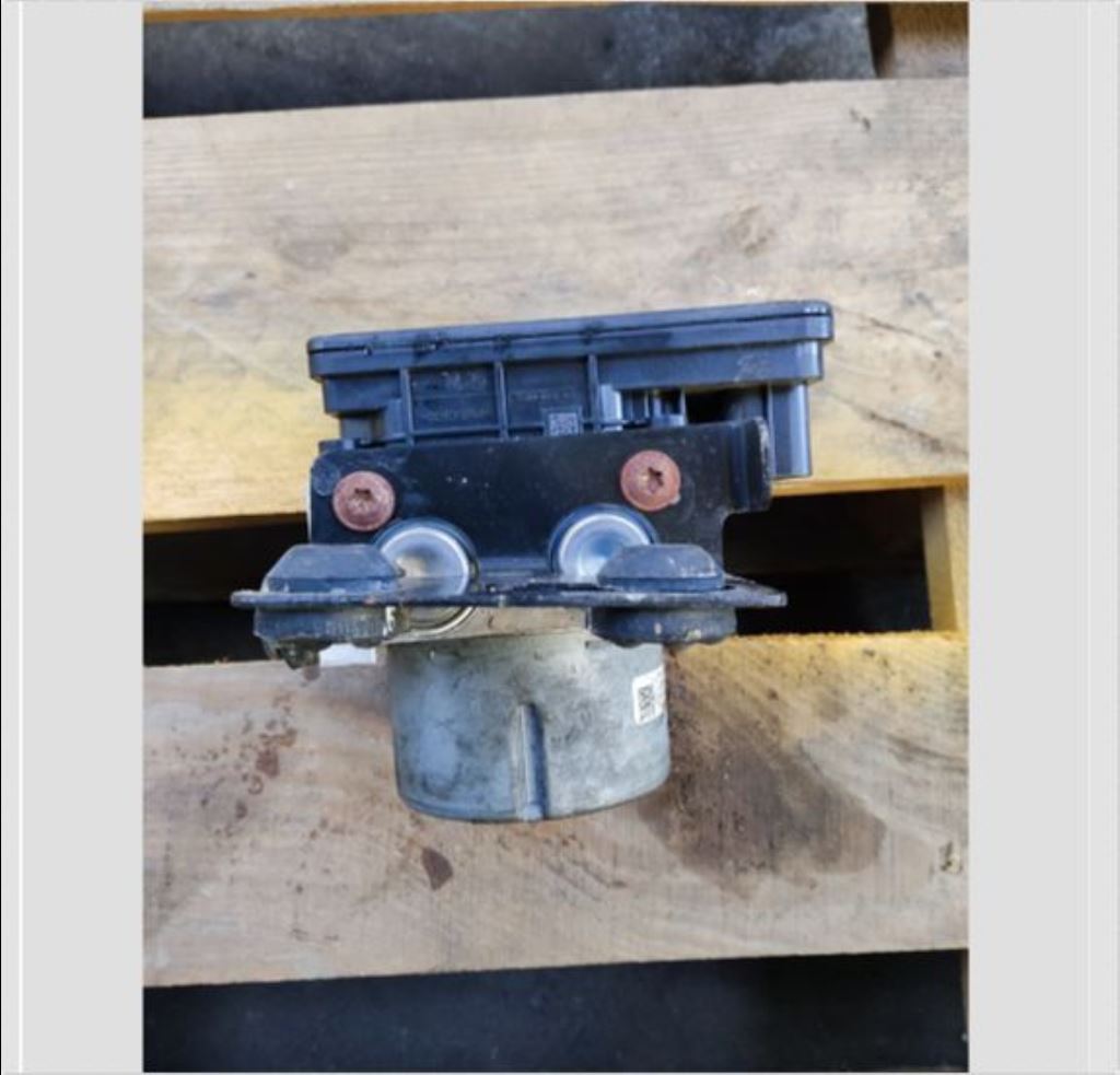 piece_RENAULT TRAFIC  LEVIER DE FREIN A  MAIN 361352580R