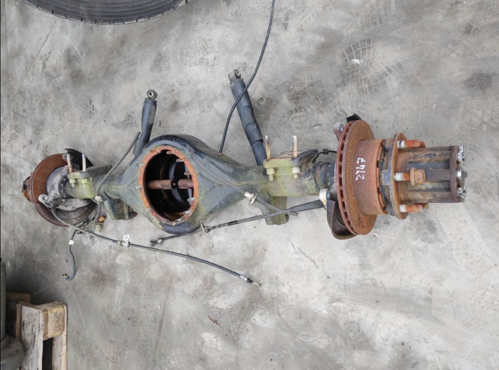 piece_RENAULT RENAULT MOYEU ARRIERE DROIT 5001874952