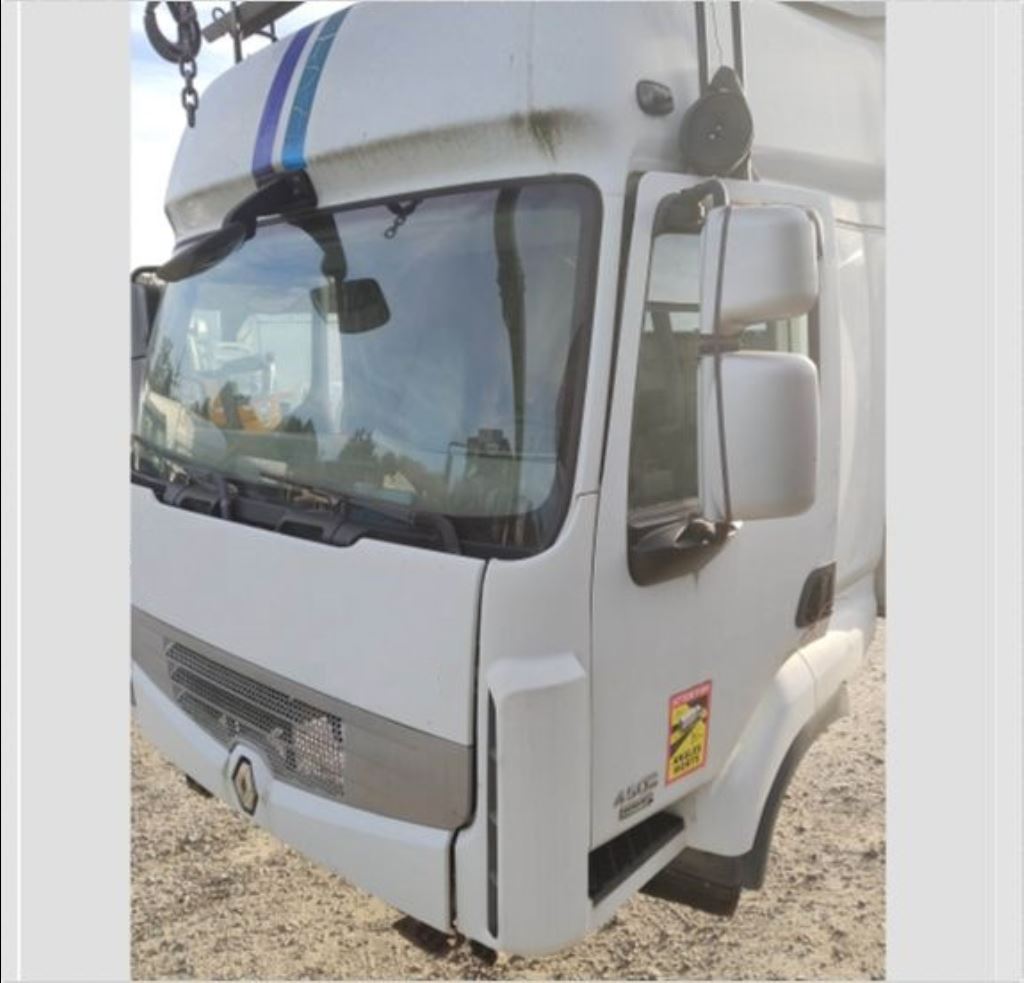 piece_RENAULT PREMIUM  POUTRE ESSIEU AVANT 