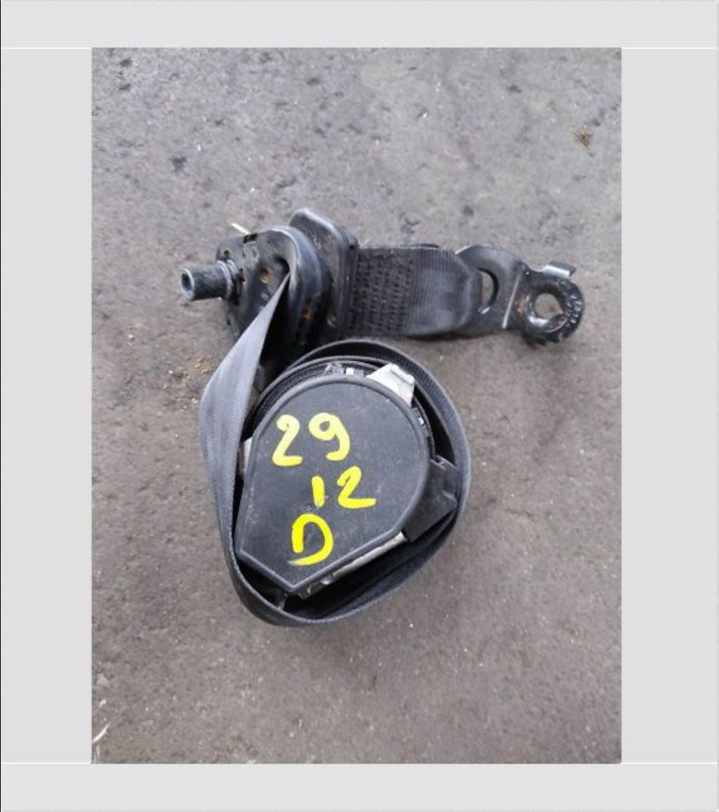 piece_RENAULT MASTER  CEINTURE AVANT DROITE 868840019R