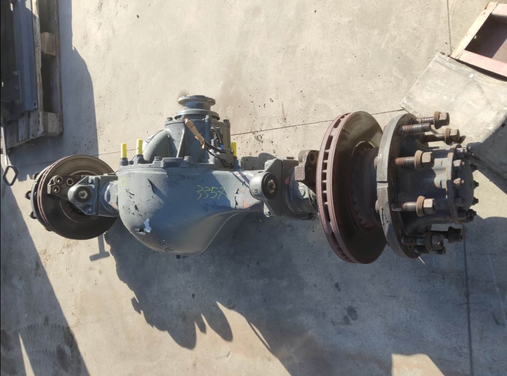 piece_VOLVO FE  ARBRE DE ROUE ARRIERE GAUCHE 20734795