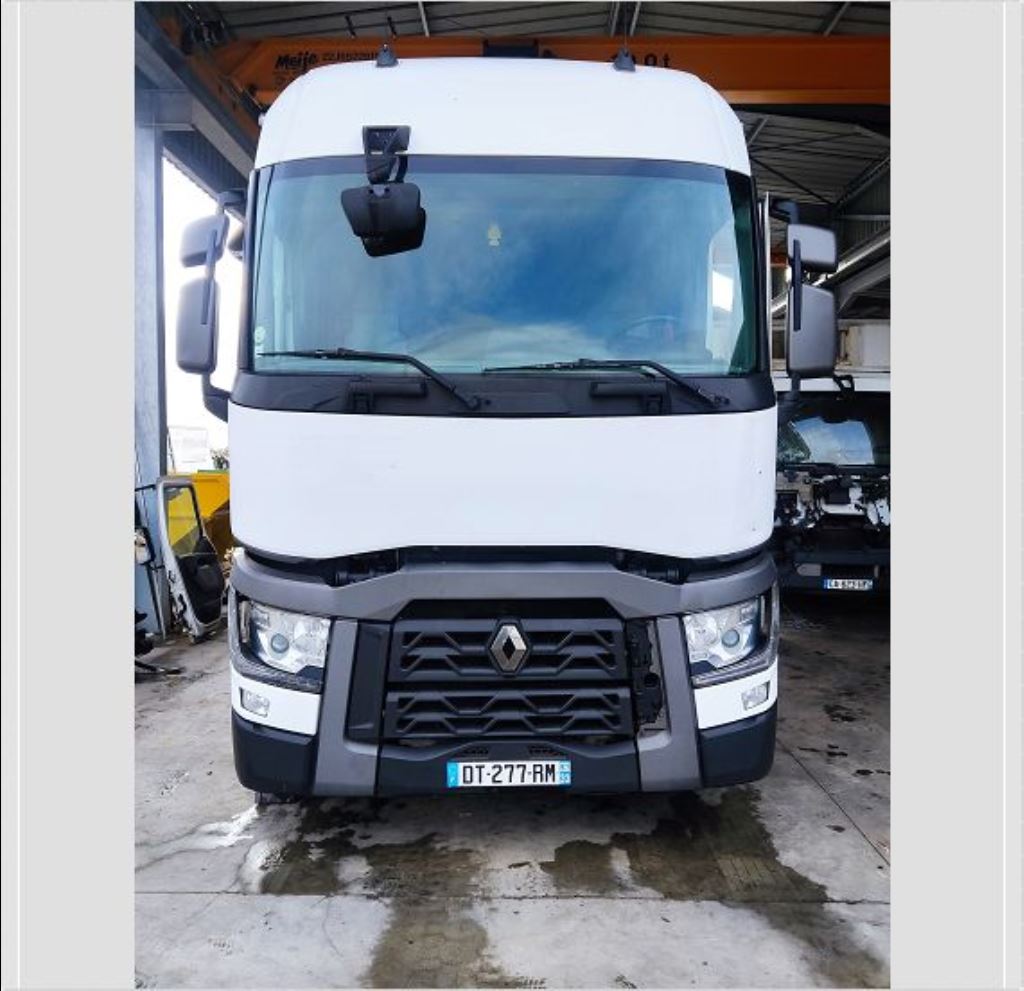 piece_RENAULT T  460 VOLANT DE DIRECTION 7482286522